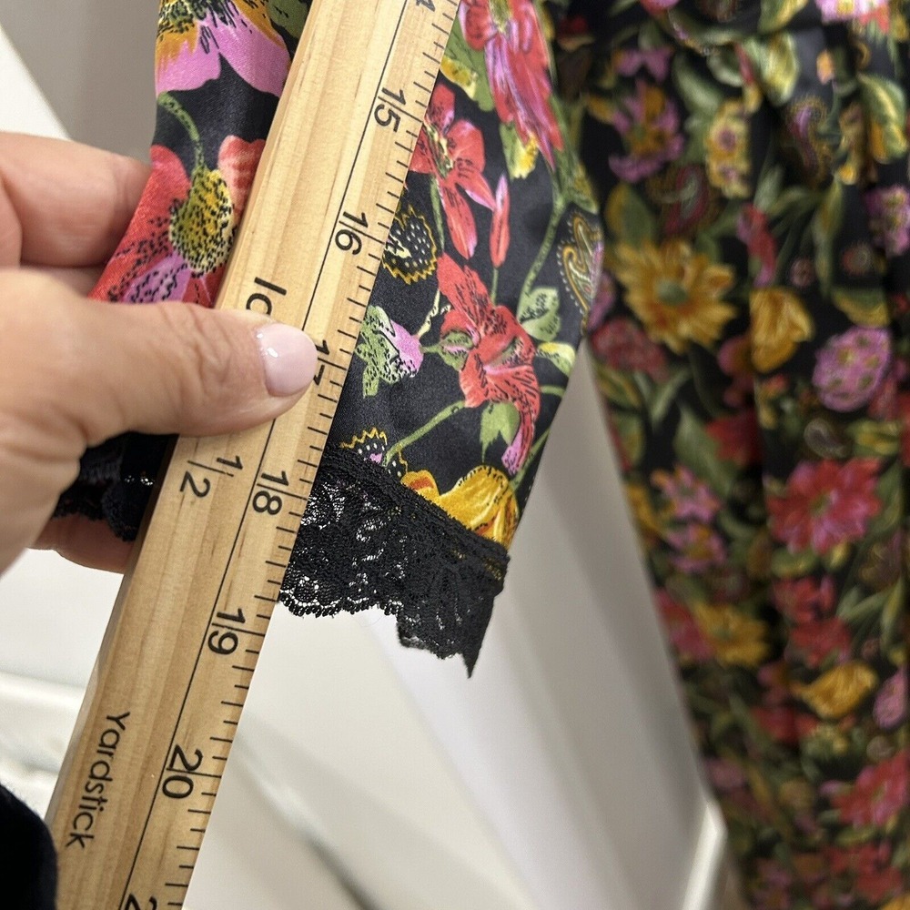 Vintage VANITY FAIR Small KIMONO Wrap ROBE Long Black TROPICAL FLORAL Nylon USA - Picture 4 of 10
